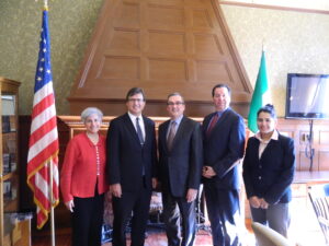 Cambridge Mayor David Maher (center) with Co-Founder of Canadian Technology Accelerator and Trade Commissioner of Life Sciences Business Development at the Consulate General of Canada Christine Sarkisian (left), Cubresa Founder James Schellenberg (second from left), MLSC Vice President for Communications & Marketing Angus McQuilken (second from right) and Manager of Business Development at Cubresa Helena Mistry (right).